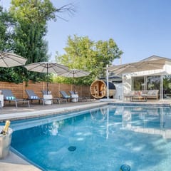 Wellness Retreat 5BR Villa w/ Pool, Sauna, hot tub