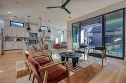 Amenities! Pool, Hot Tub, Theater, Outdoor kitchen - Image 3