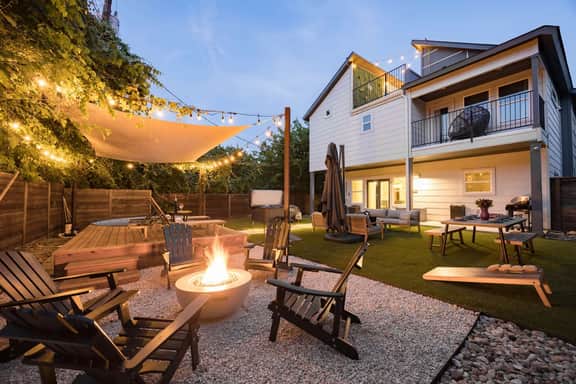Luxury East Austin 6BR | Pool, Hot Tub, Roofdeck - Image 5