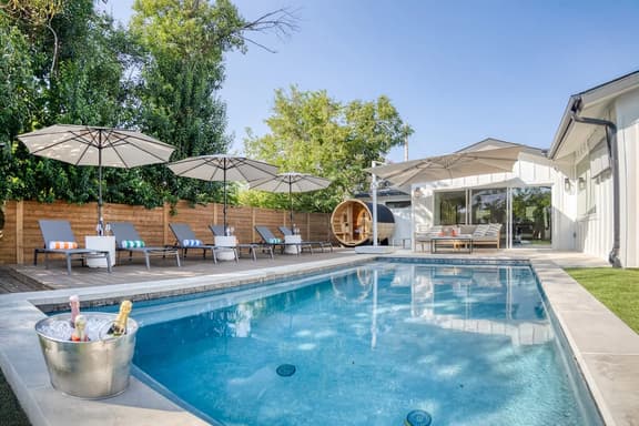 Wellness Retreat 5BR Villa w/ Pool, Sauna, hot tub - Image 1