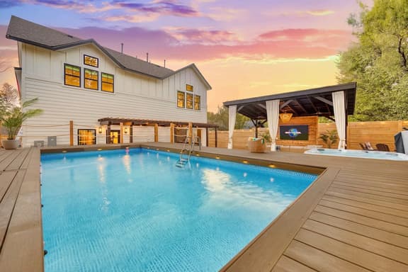 7BR Estate, Heated Pool, Hot Tub, Cabana Theater - Image 1